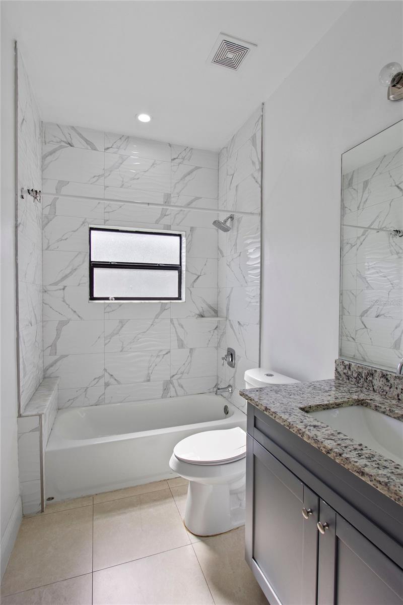 Image 34 of 52 For 2953 Everglades Boulevard N