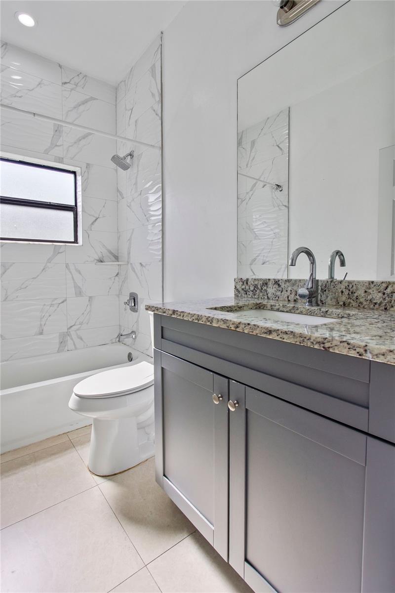 Image 35 of 52 For 2953 Everglades Boulevard N