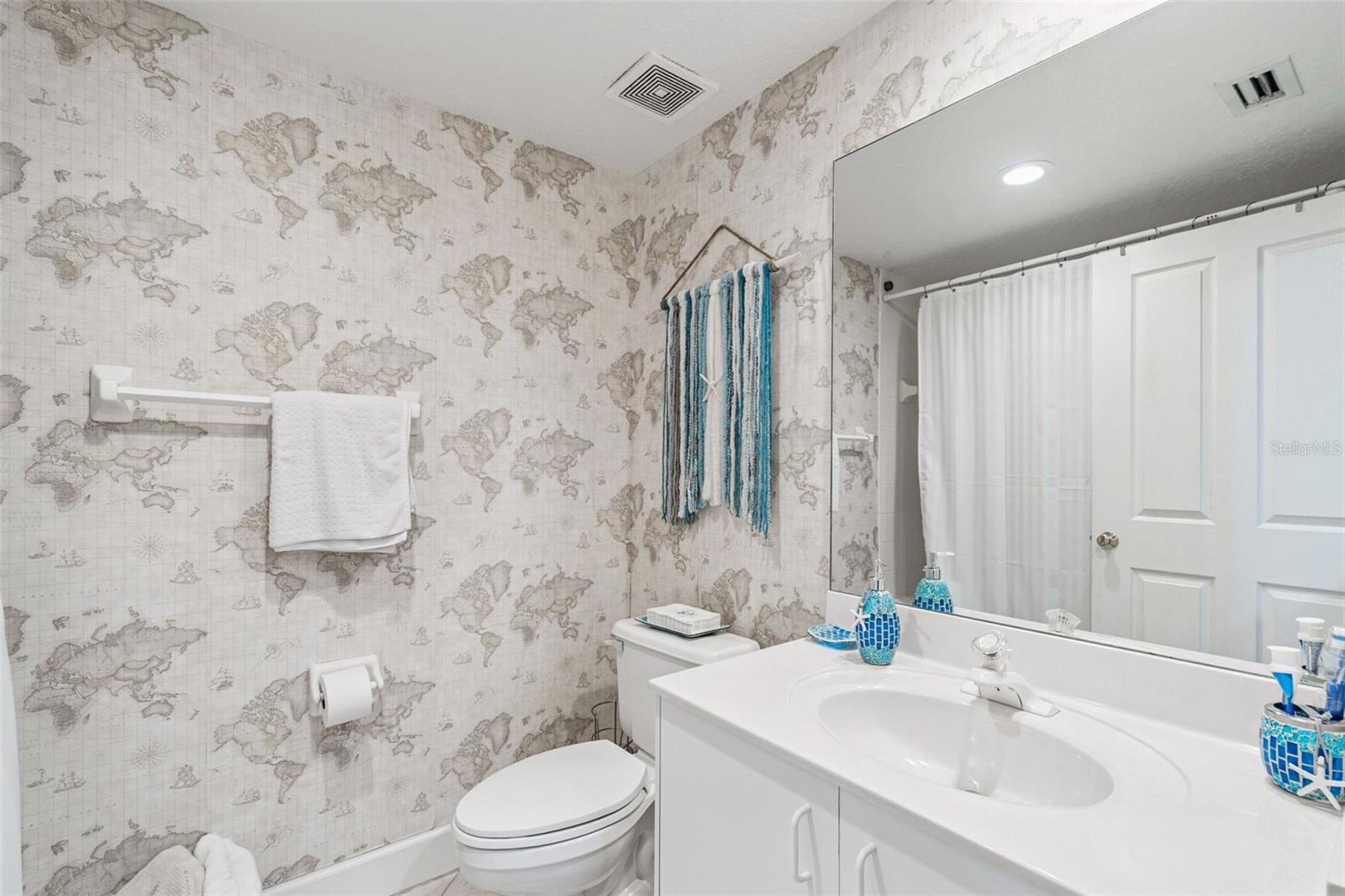 Image 18 of 37 For 4953 Bacopa Lane S 204