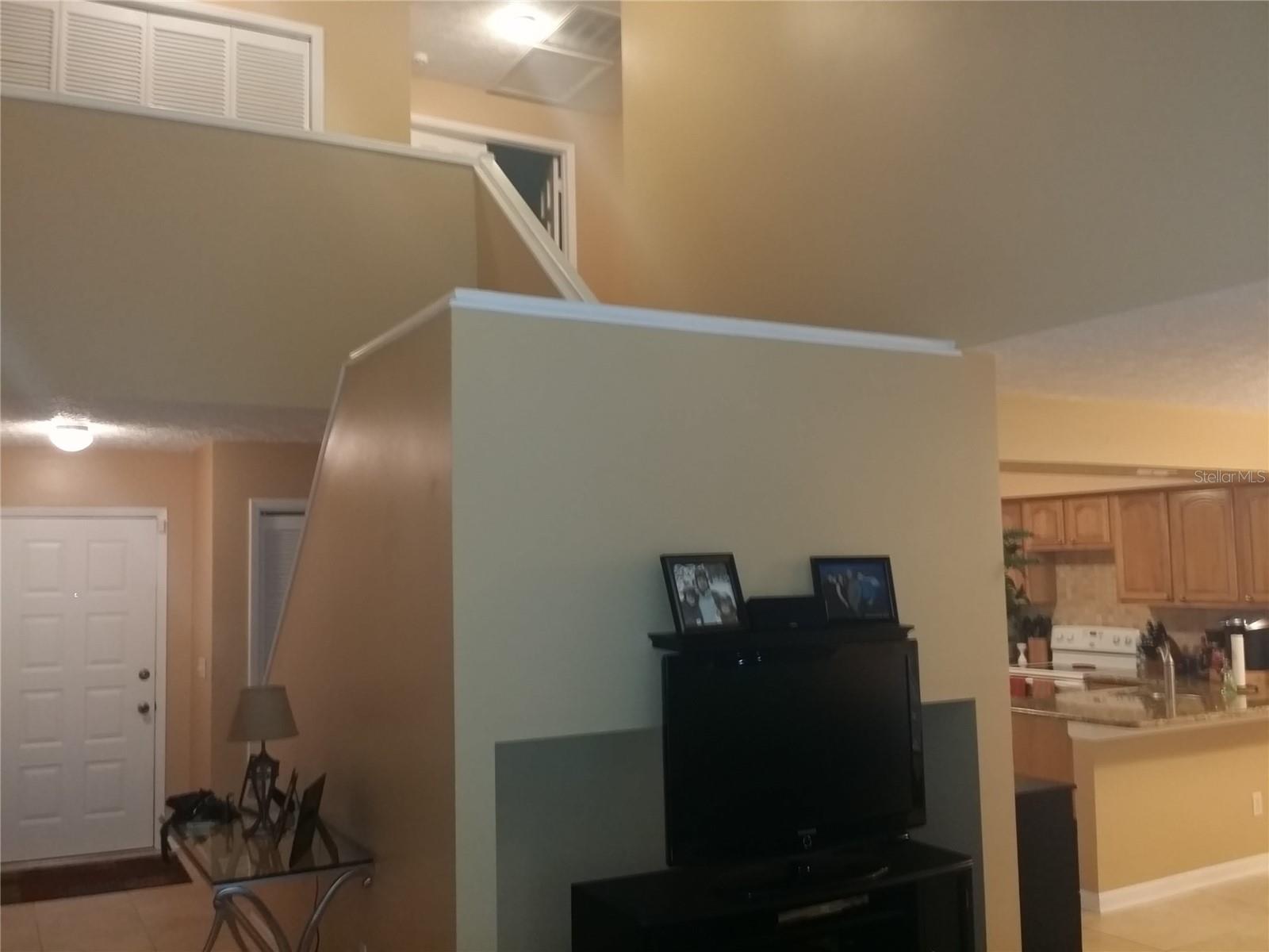 Image 2 of 14 For 4012 Circlewood Court