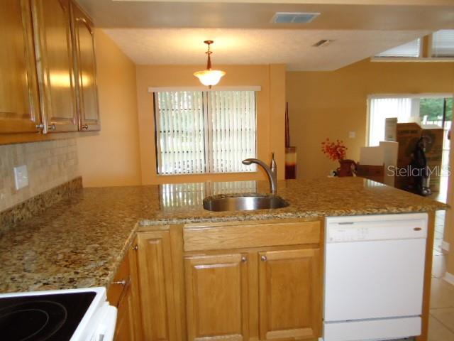 Image 5 of 14 For 4012 Circlewood Court