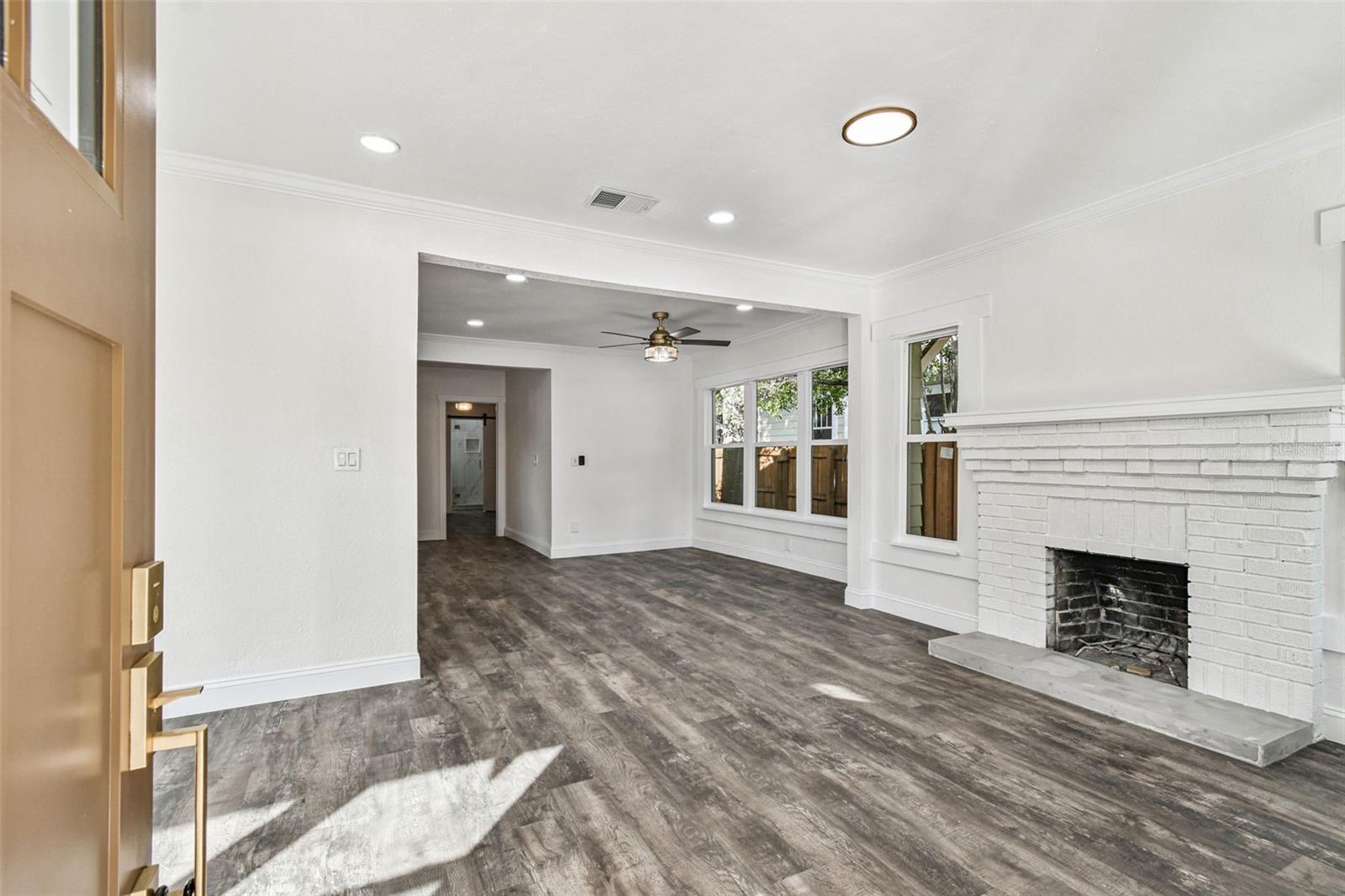 Image 10 of 66 For 3011 San Isidro Street