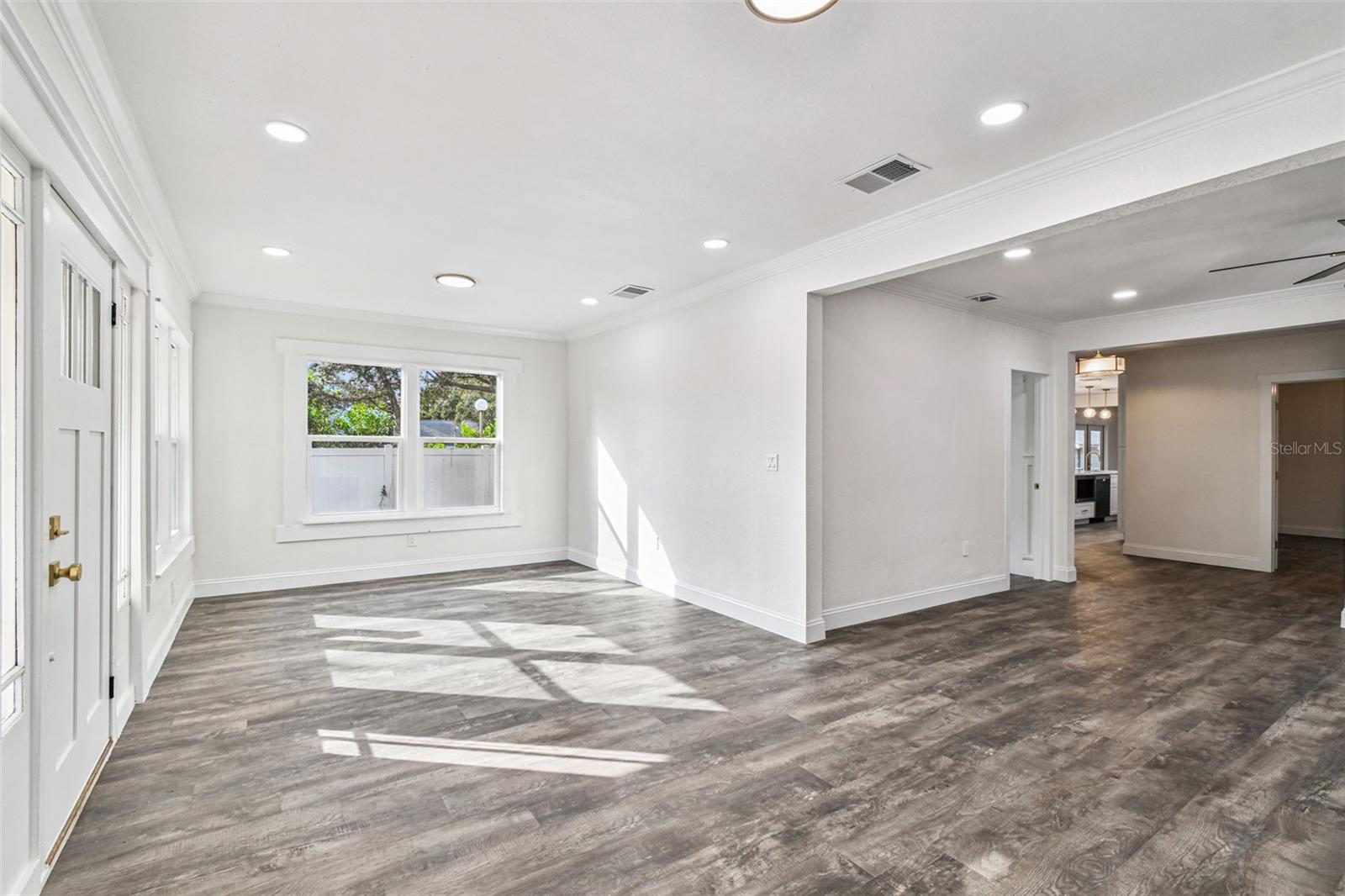 Image 14 of 66 For 3011 San Isidro Street