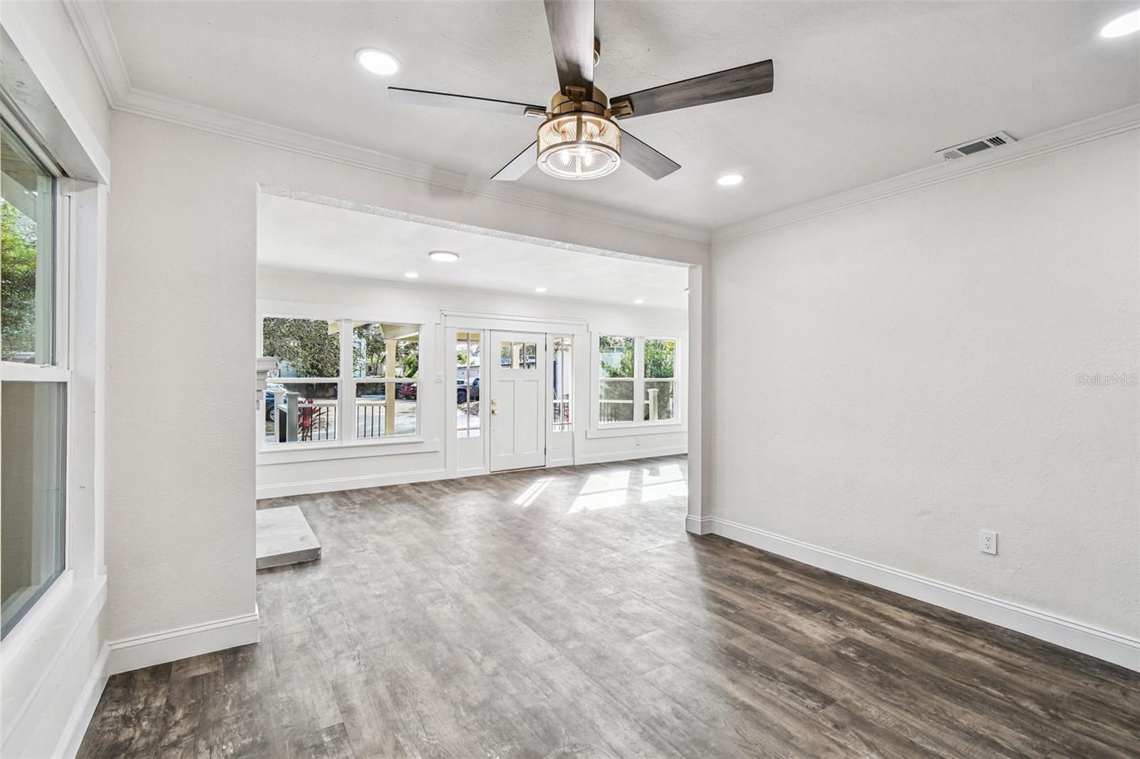 Image 17 of 66 For 3011 San Isidro Street