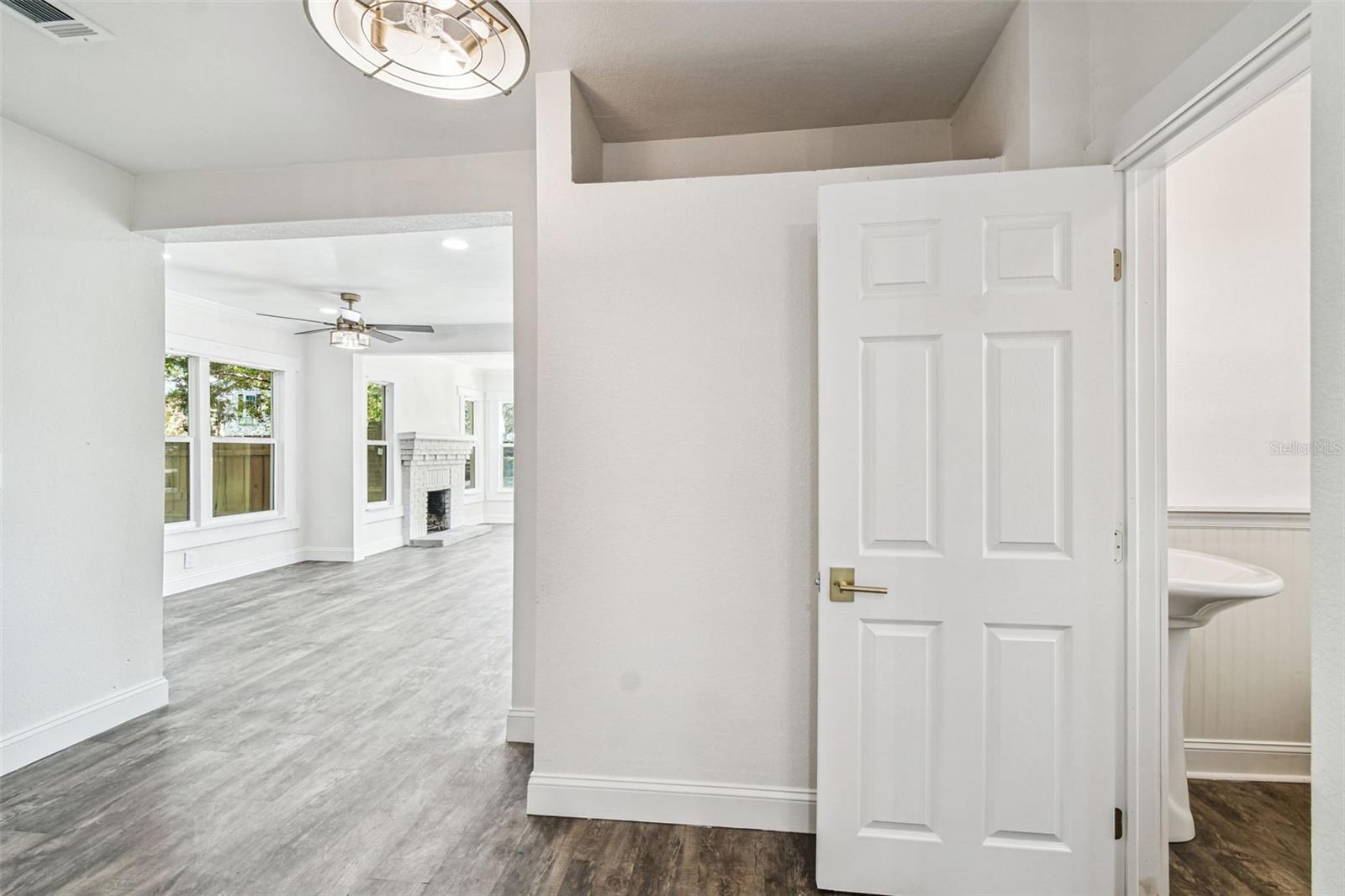 Image 22 of 66 For 3011 San Isidro Street