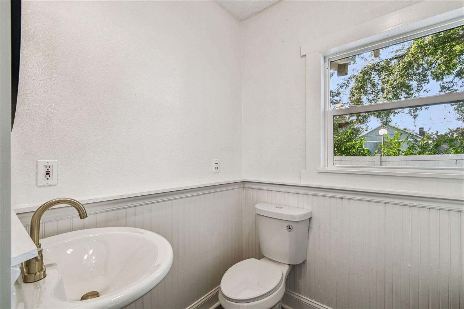 Image 23 of 66 For 3011 San Isidro Street