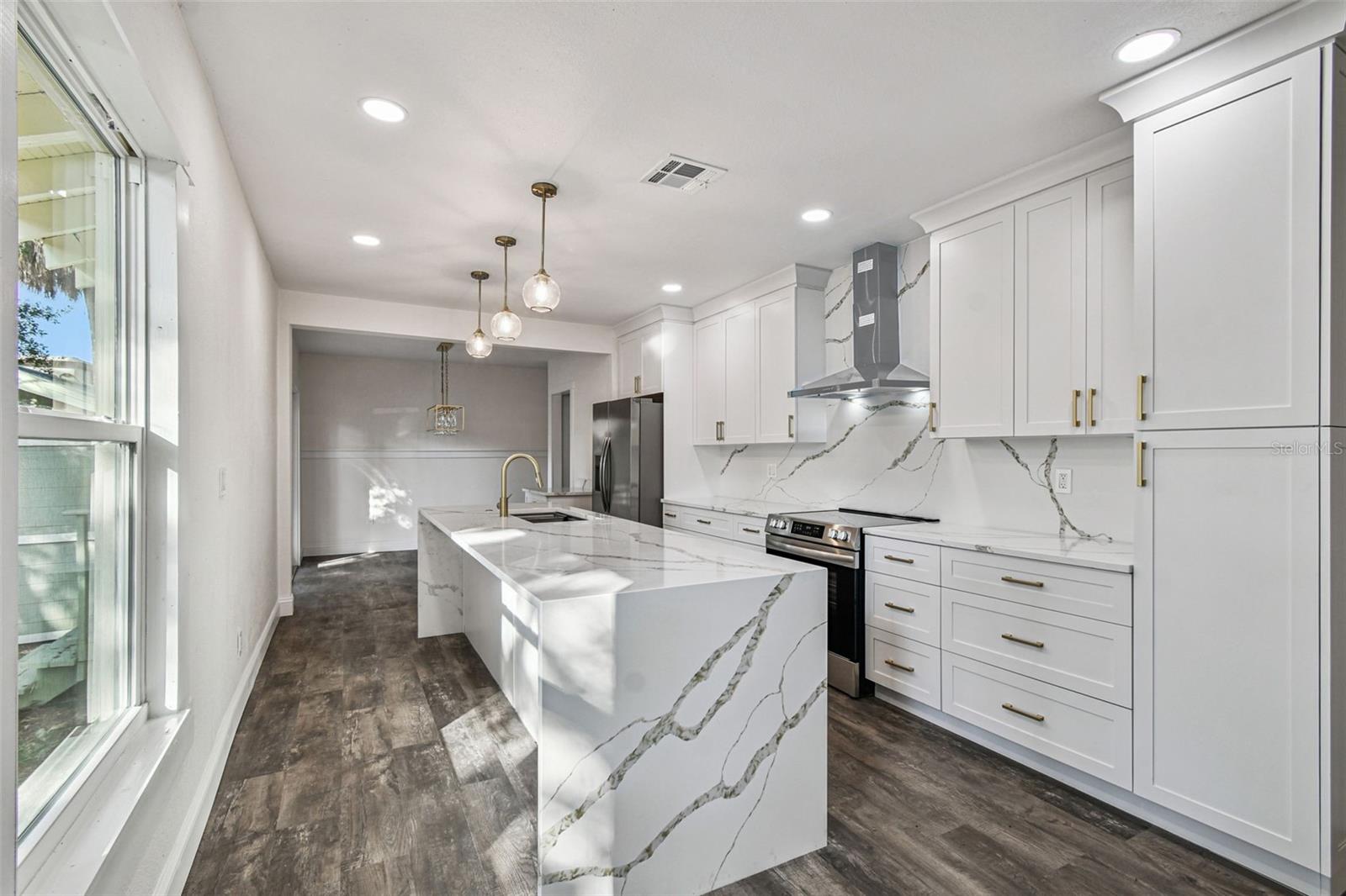 Image 34 of 66 For 3011 San Isidro Street