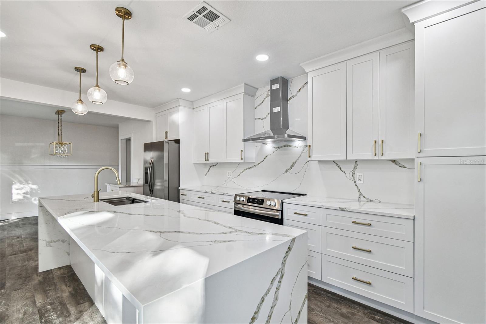 Image 35 of 66 For 3011 San Isidro Street