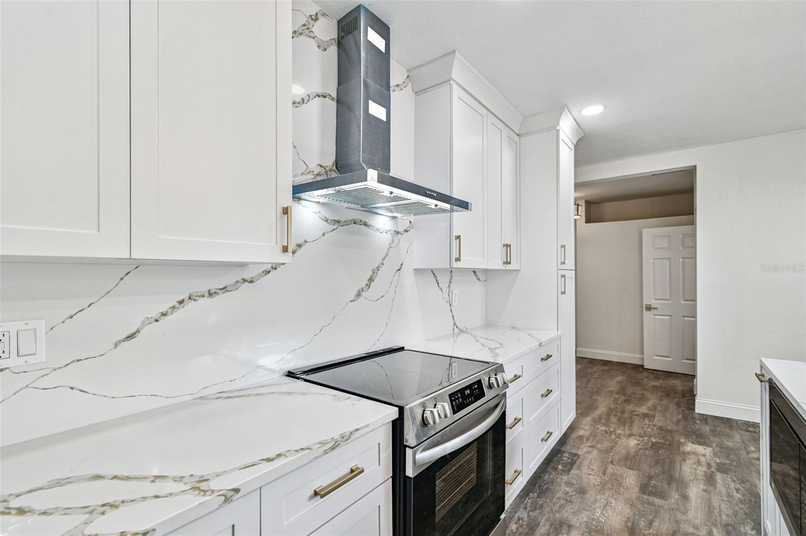 Image 41 of 66 For 3011 San Isidro Street