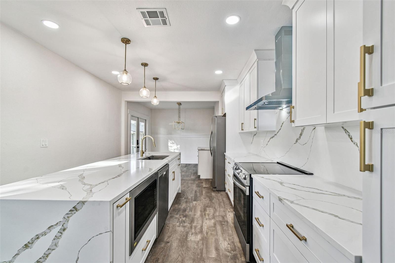 Image 42 of 66 For 3011 San Isidro Street