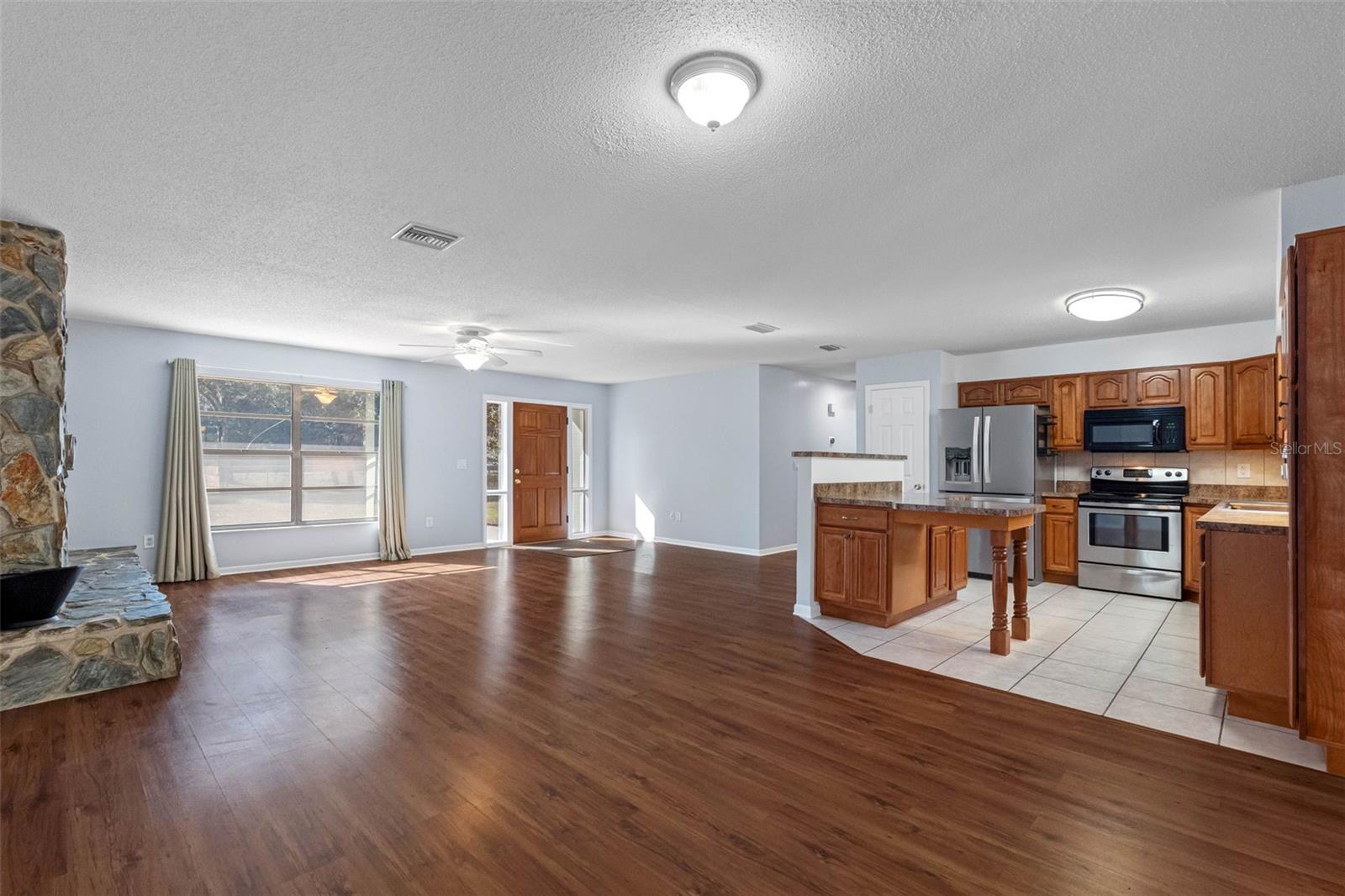 Image 10 of 61 For 33237 Chancey Road