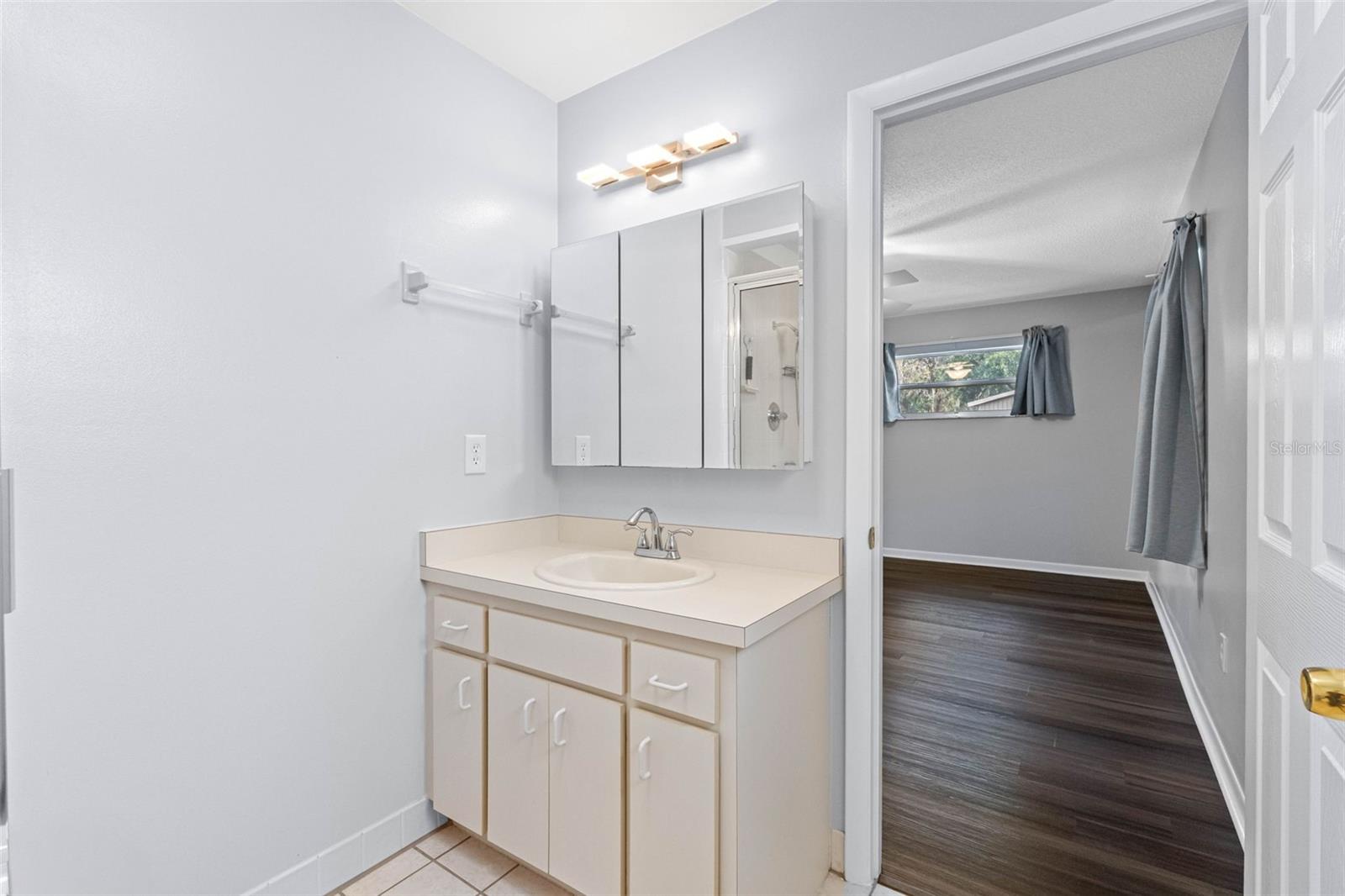 Image 26 of 61 For 33237 Chancey Road