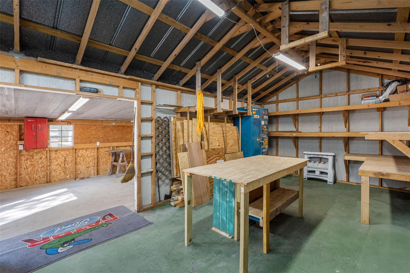 Image 42 of 61 For 33237 Chancey Road