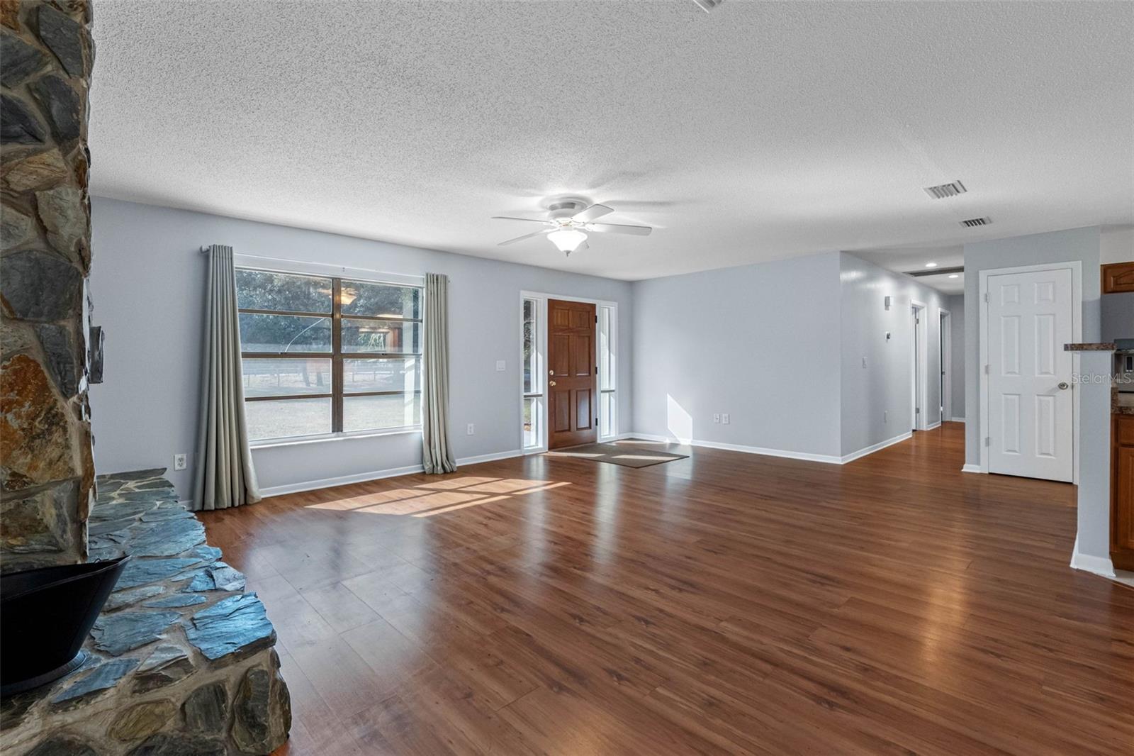 Image 6 of 61 For 33237 Chancey Road