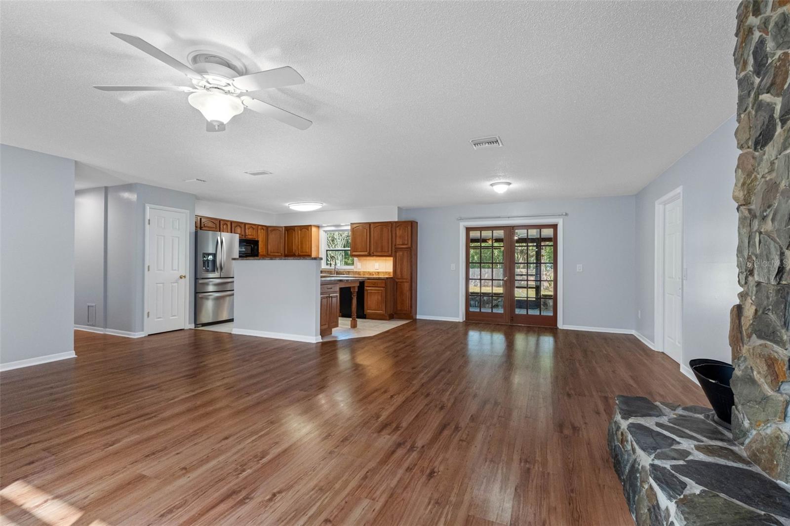 Image 7 of 61 For 33237 Chancey Road