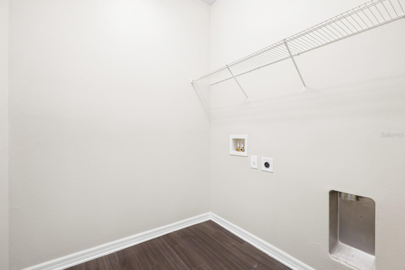 Image 26 of 27 For 10628 Massimo Drive