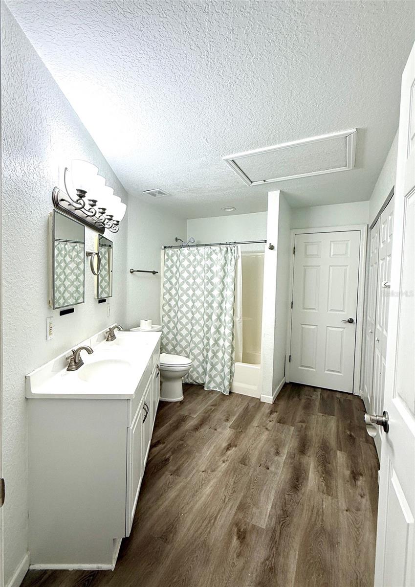 Image 9 of 20 For 1333 Melrose Avenue S