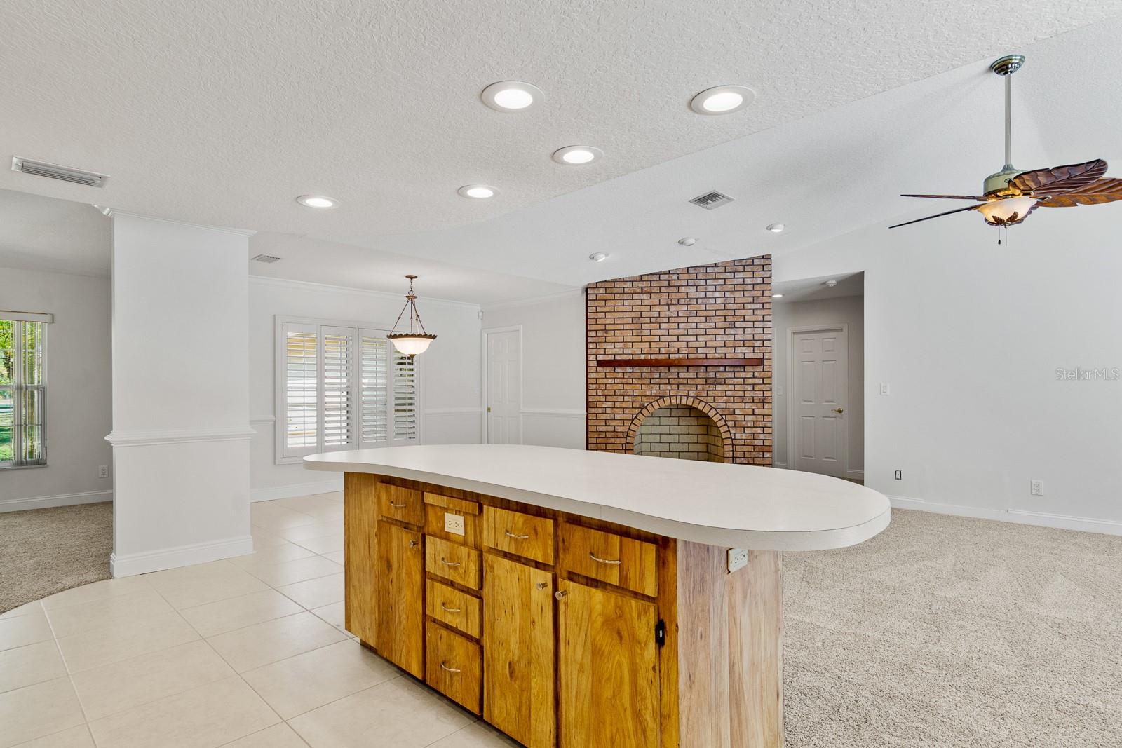 Image 16 of 53 For 10206 Lakeview Drive