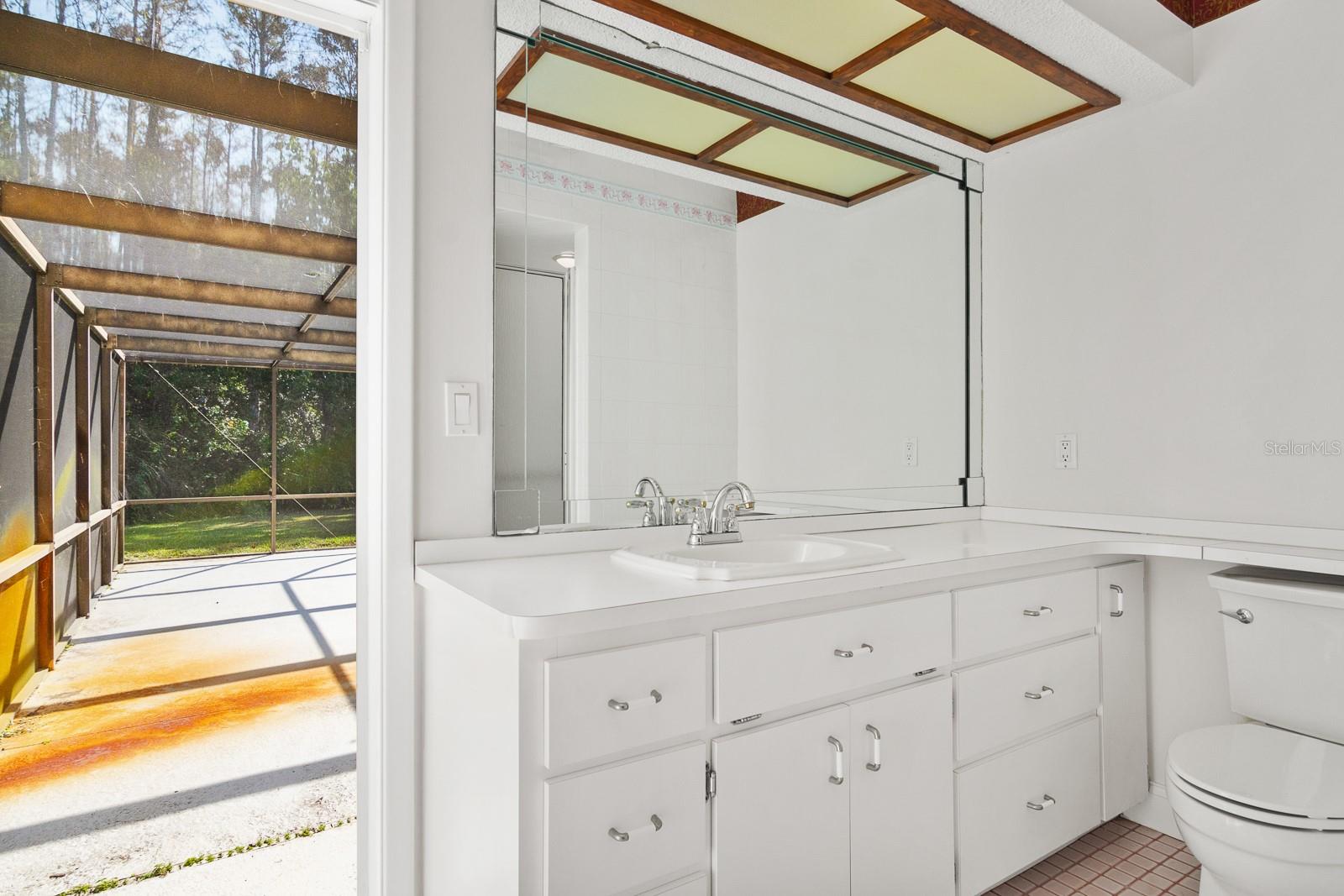 Image 33 of 53 For 10206 Lakeview Drive