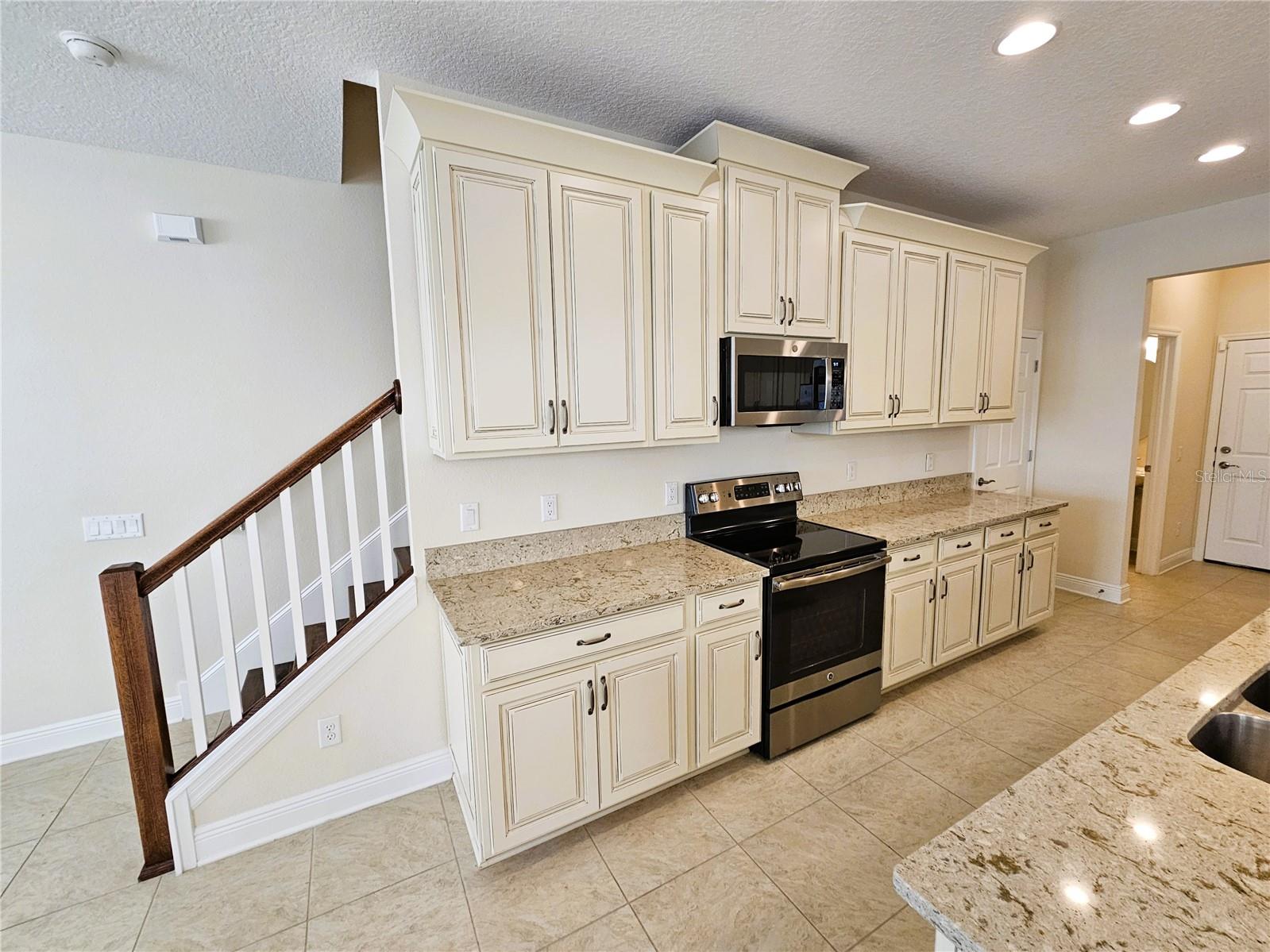 Image 10 of 44 For 11541 Crowned Sparrow Lane