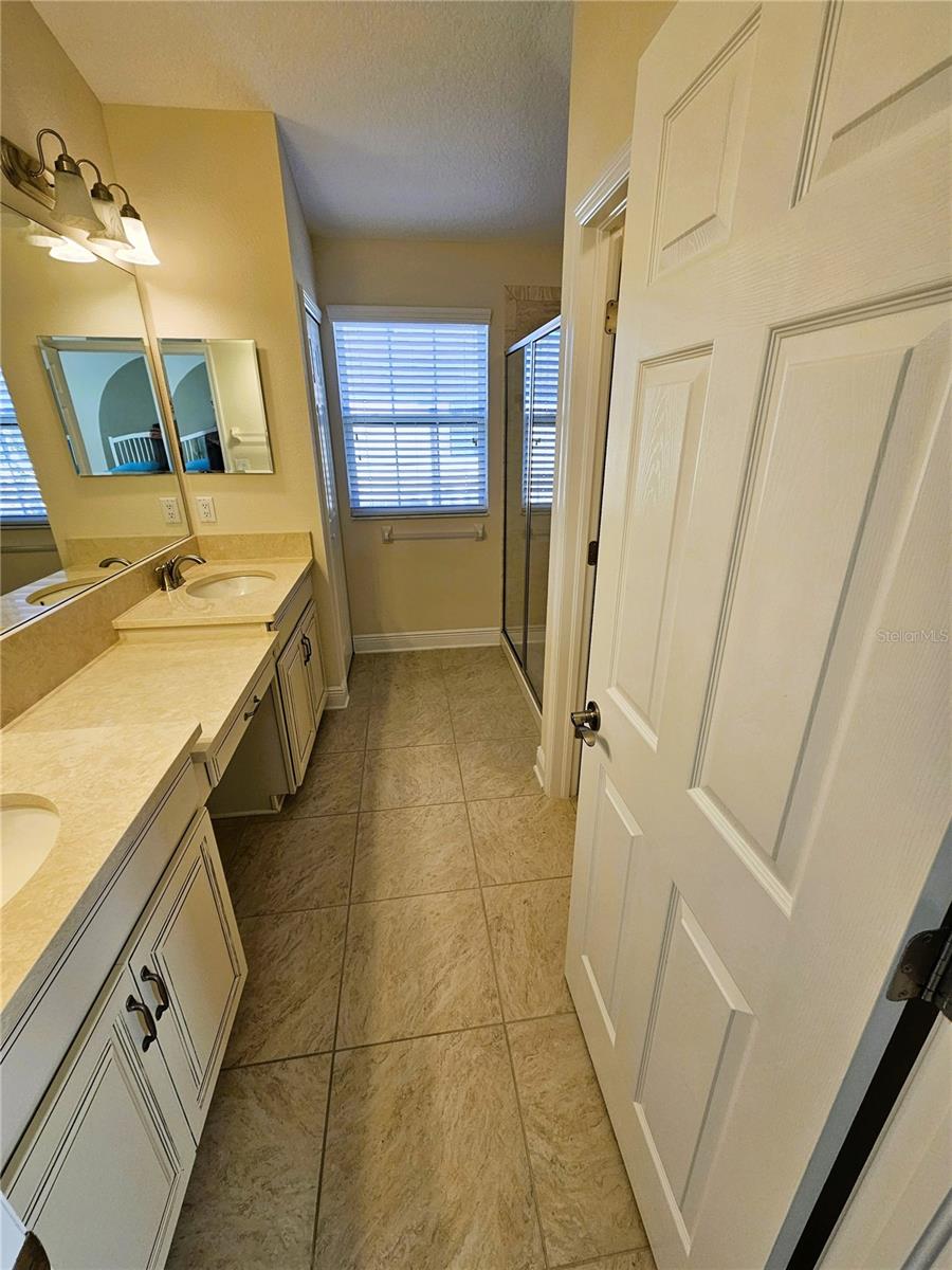 Image 21 of 44 For 11541 Crowned Sparrow Lane