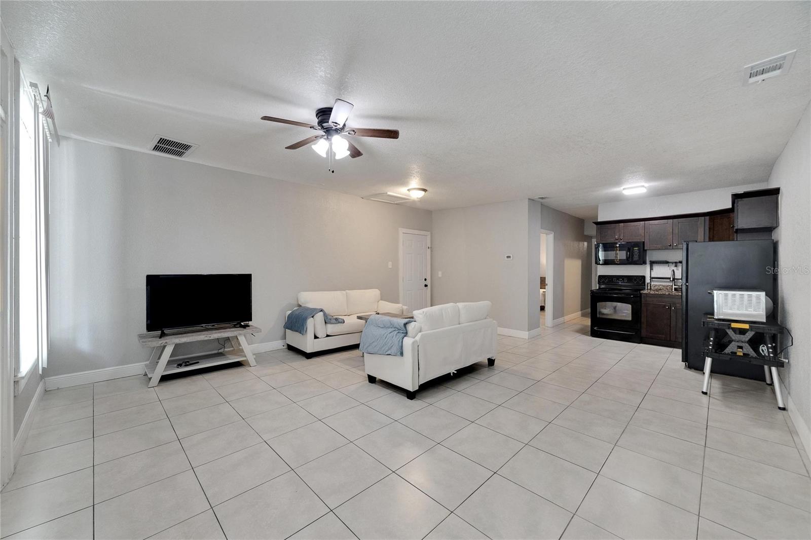 Image 13 of 35 For 3651 Haines Road N