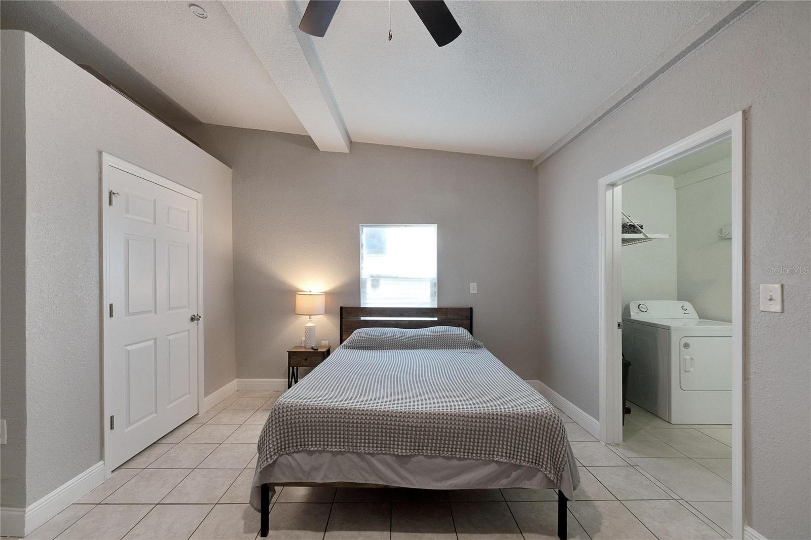 Image 28 of 35 For 3651 Haines Road N