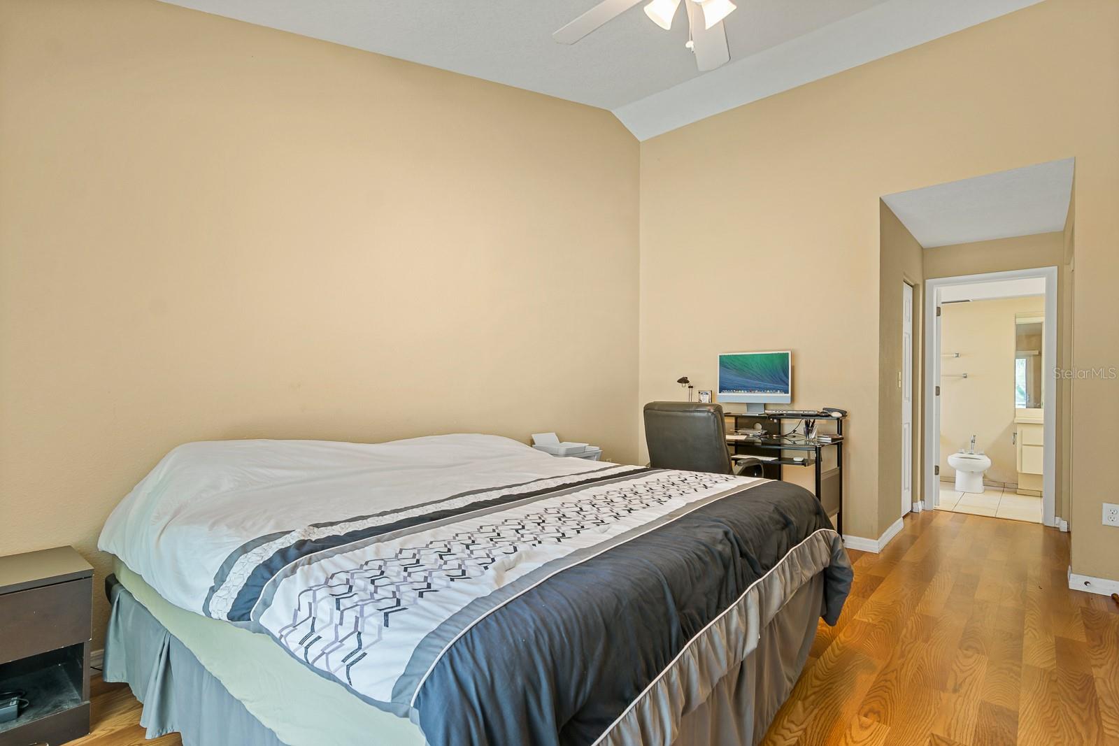 Image 15 of 46 For 9043 Tournament Drive