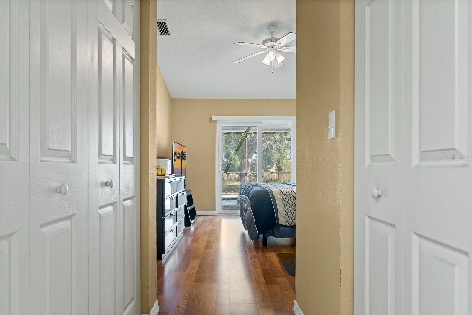 Image 16 of 46 For 9043 Tournament Drive