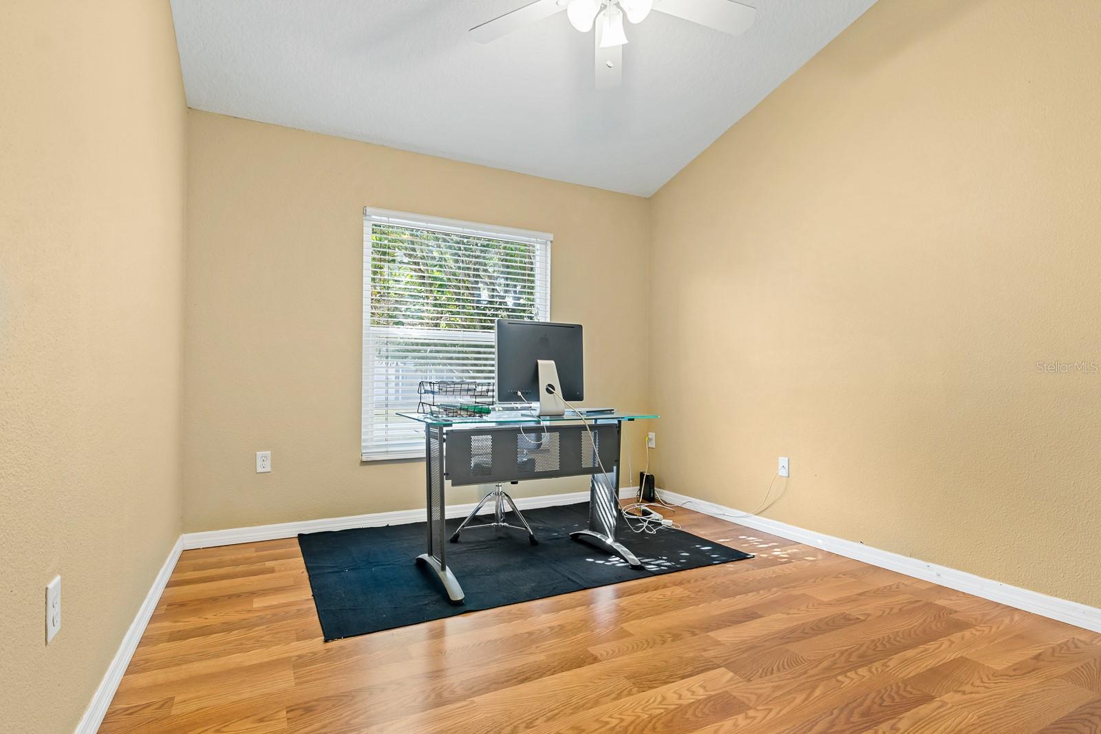 Image 19 of 46 For 9043 Tournament Drive