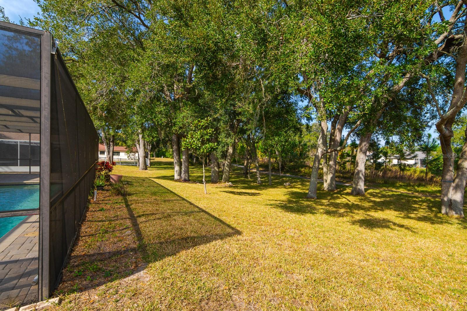 Image 35 of 46 For 9043 Tournament Drive