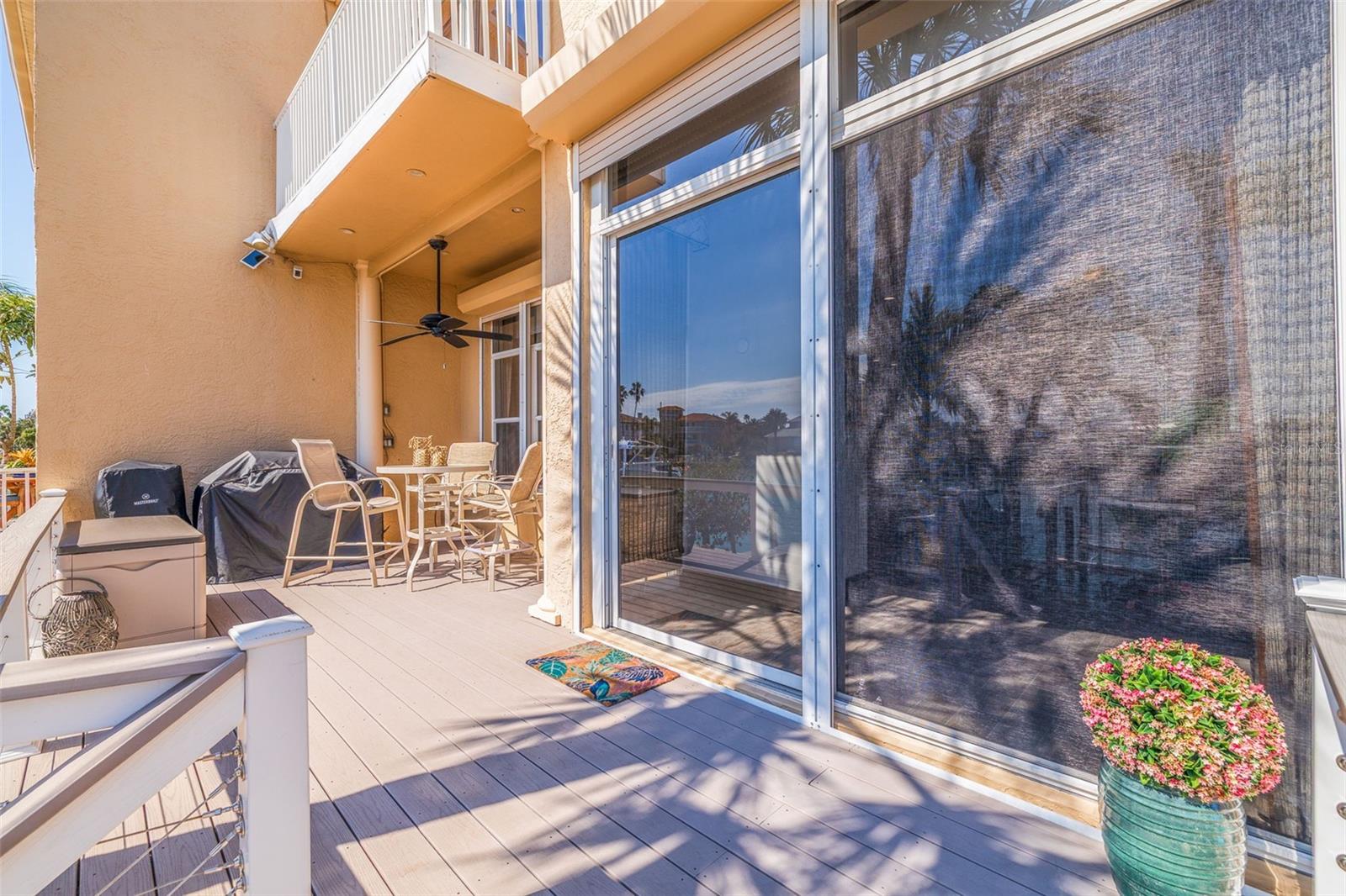 Image 18 of 50 For 487 Pinellas Bayway S 6