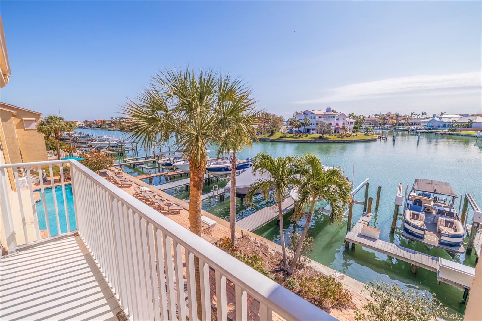 Image 25 of 50 For 487 Pinellas Bayway S 6