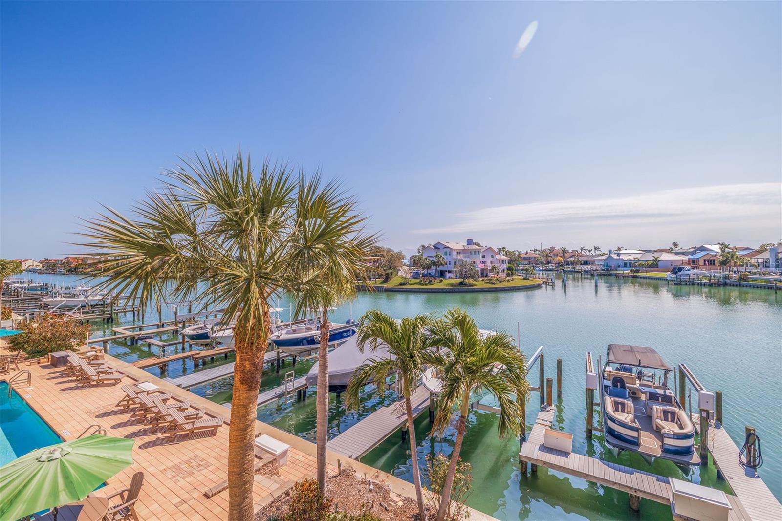 Image 26 of 50 For 487 Pinellas Bayway S 6