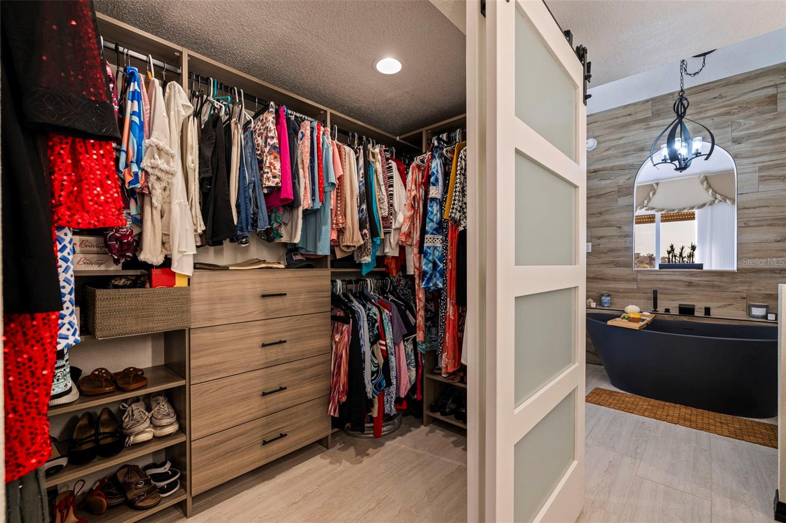 Image 29 of 50 For 487 Pinellas Bayway S 6