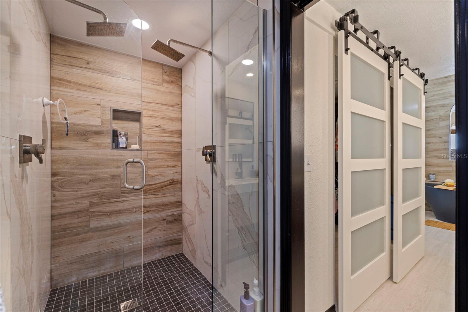 Image 30 of 50 For 487 Pinellas Bayway S 6