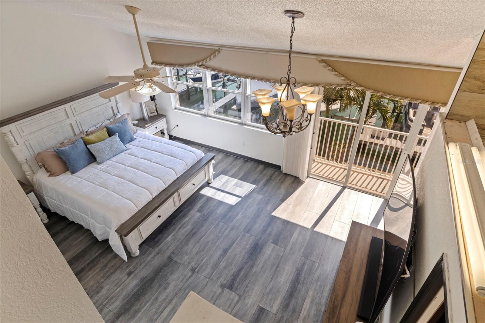 Image 33 of 50 For 487 Pinellas Bayway S 6