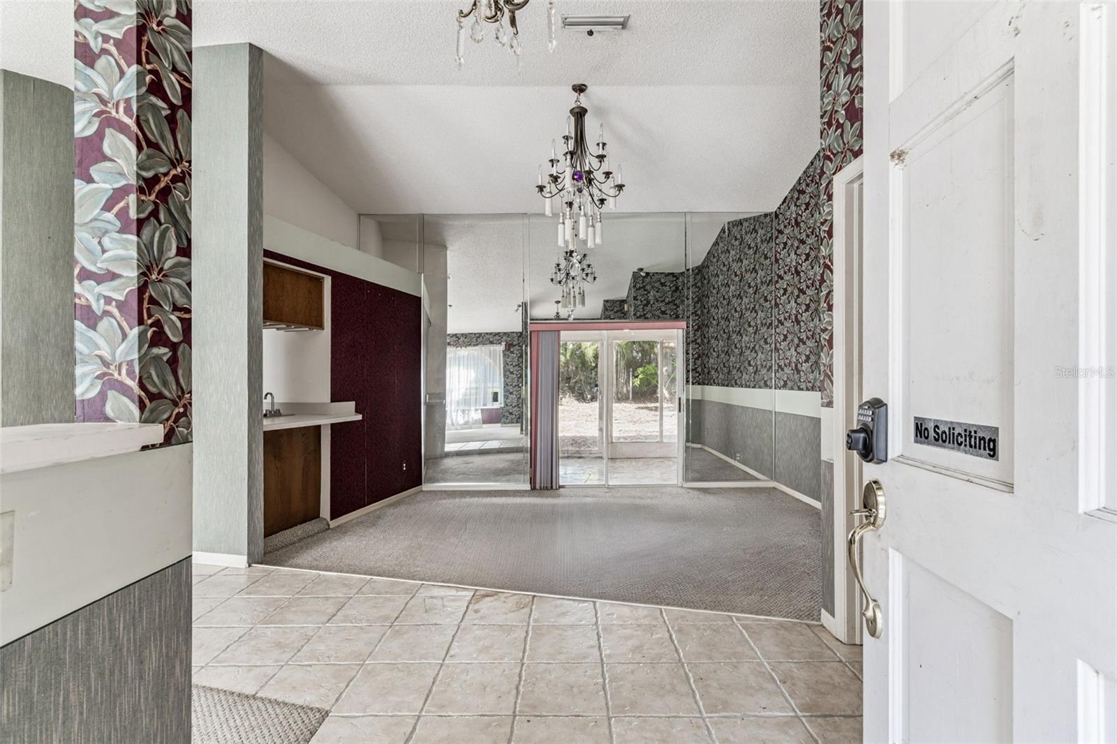 Image 17 of 70 For 2624 Bridle Drive