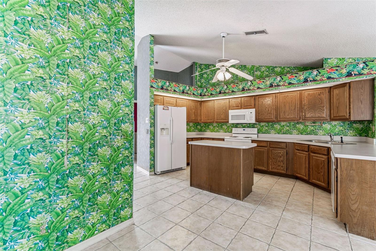 Image 20 of 70 For 2624 Bridle Drive