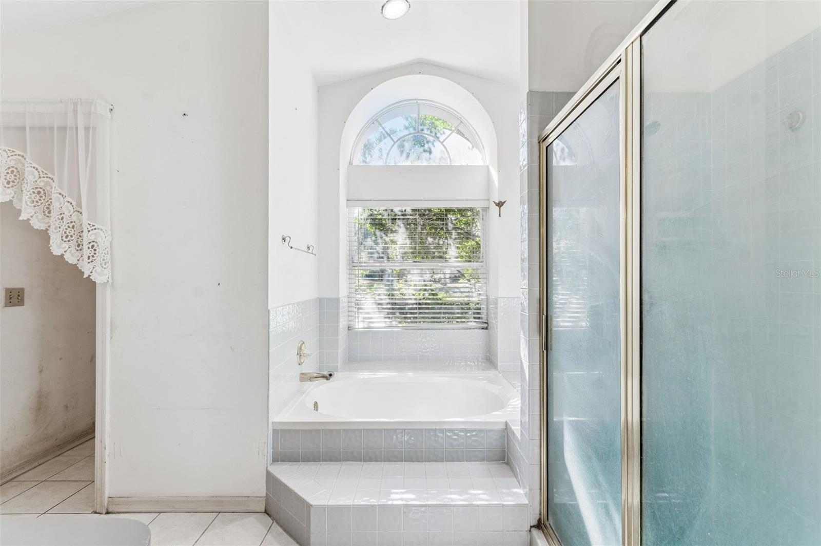 Image 29 of 70 For 2624 Bridle Drive