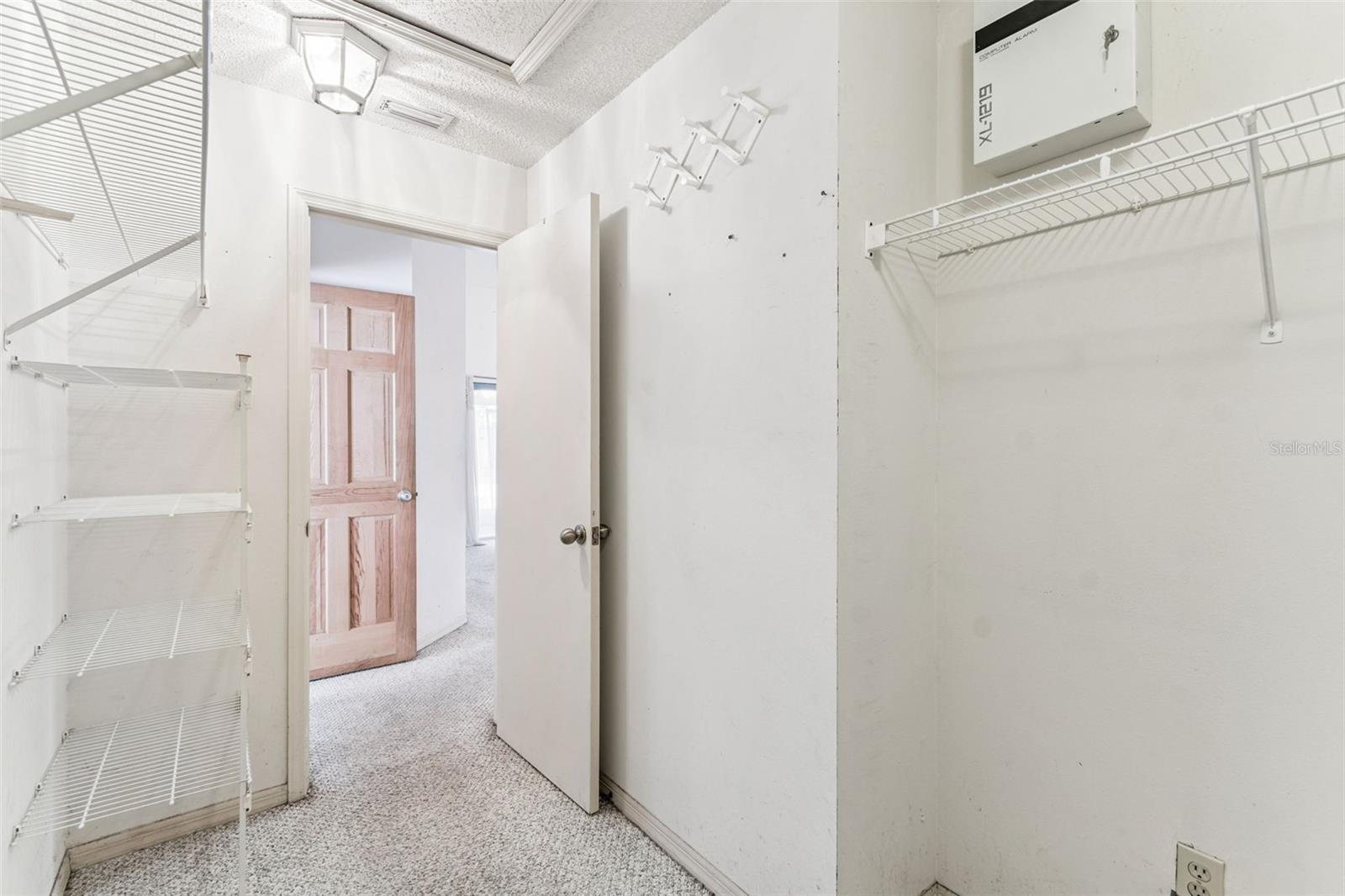 Image 30 of 70 For 2624 Bridle Drive