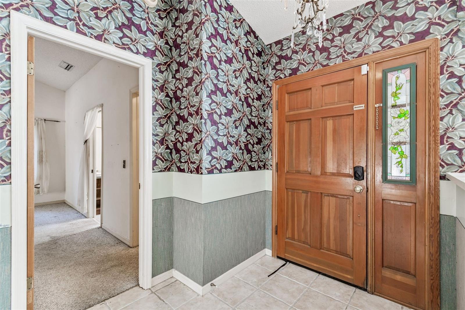 Image 5 of 70 For 2624 Bridle Drive