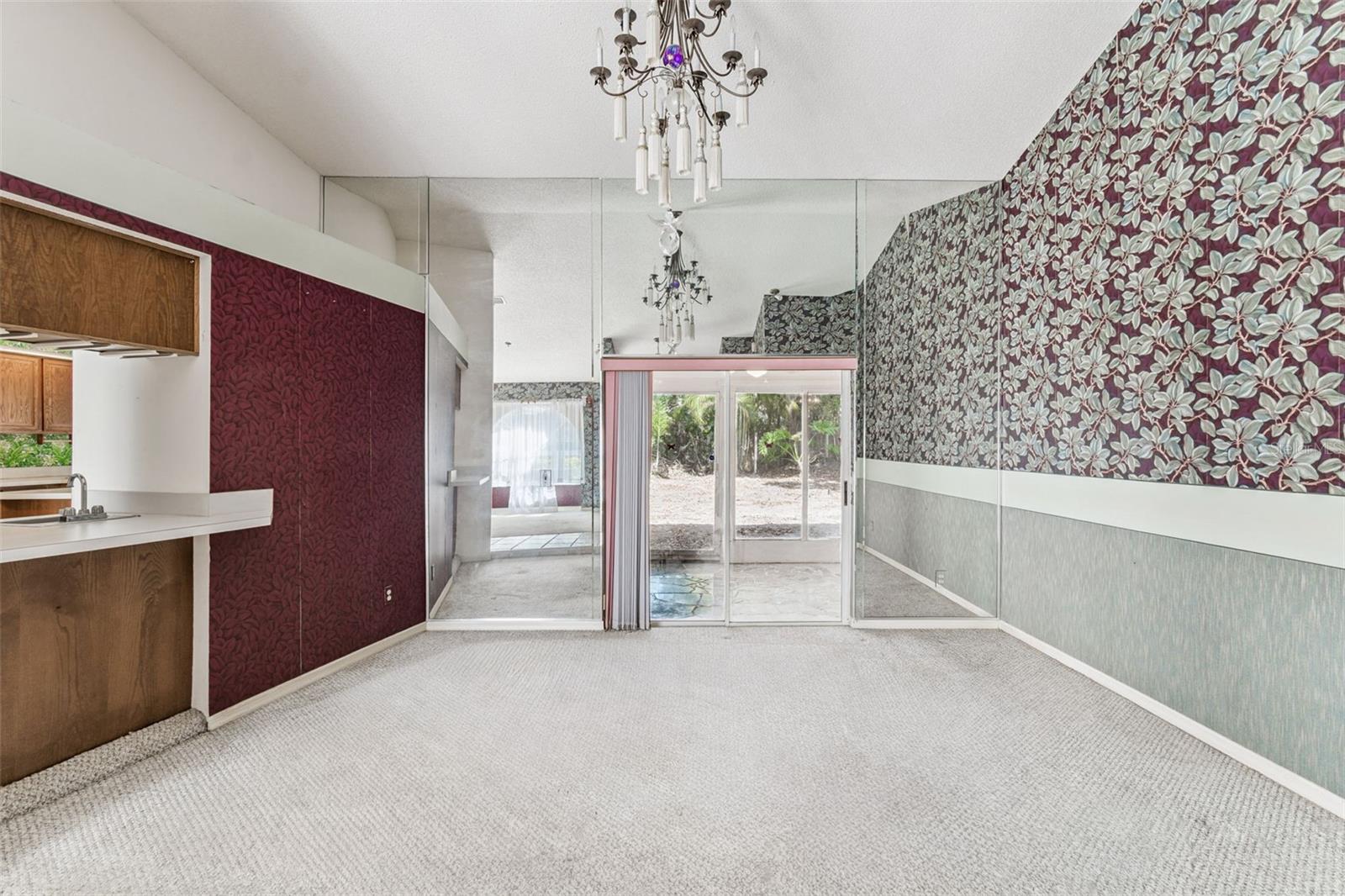 Image 6 of 70 For 2624 Bridle Drive