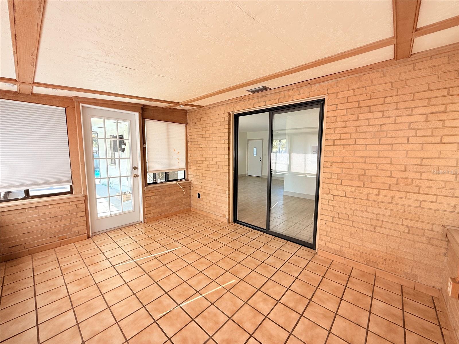 Image 19 of 29 For 225 Cevera Drive