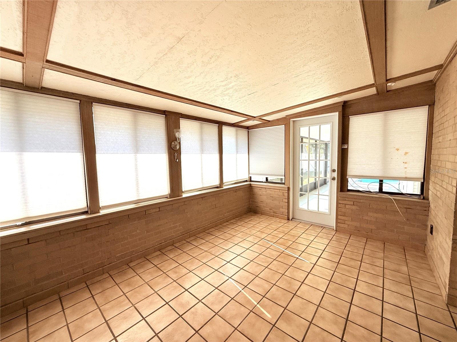 Image 20 of 29 For 225 Cevera Drive