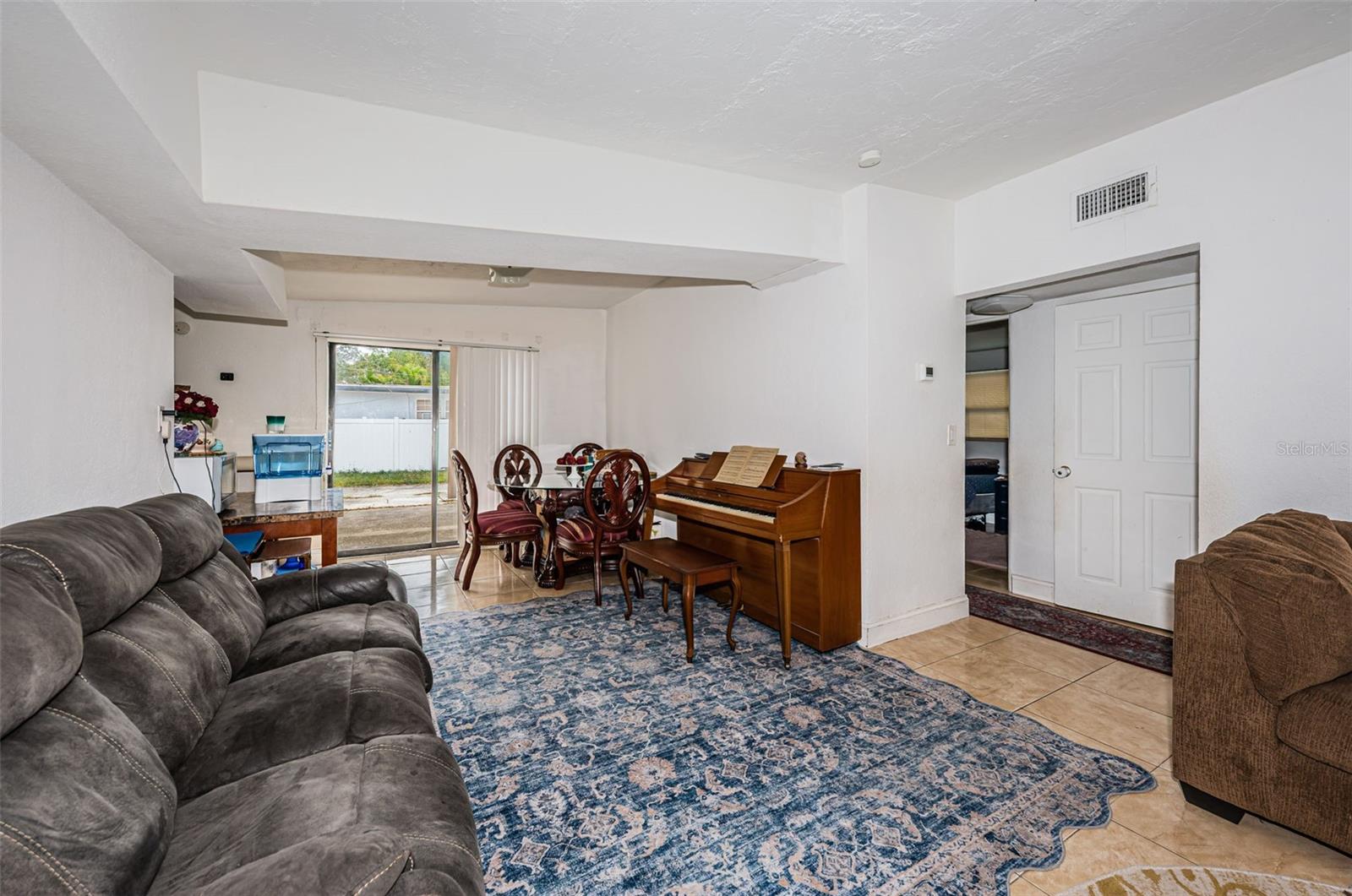 Image 4 of 16 For 15001 George Boulevard