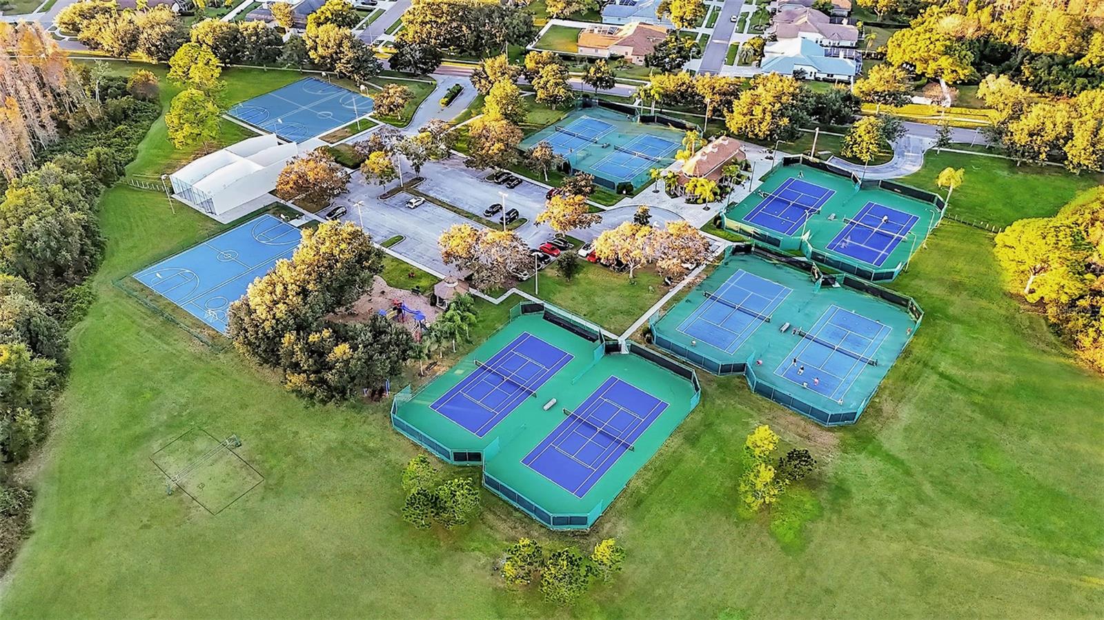 Image 31 of 44 For 17302 Preakness Place