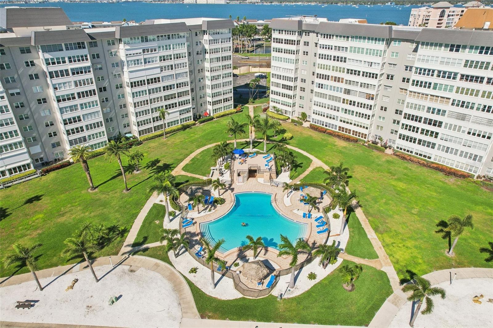 Image 22 of 26 For 5108 Brittany Drive S 805