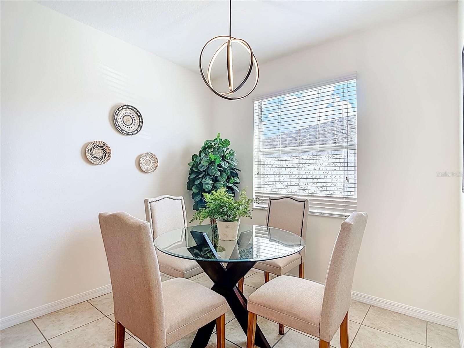 Image 17 of 52 For 13913 Bee Tree Court