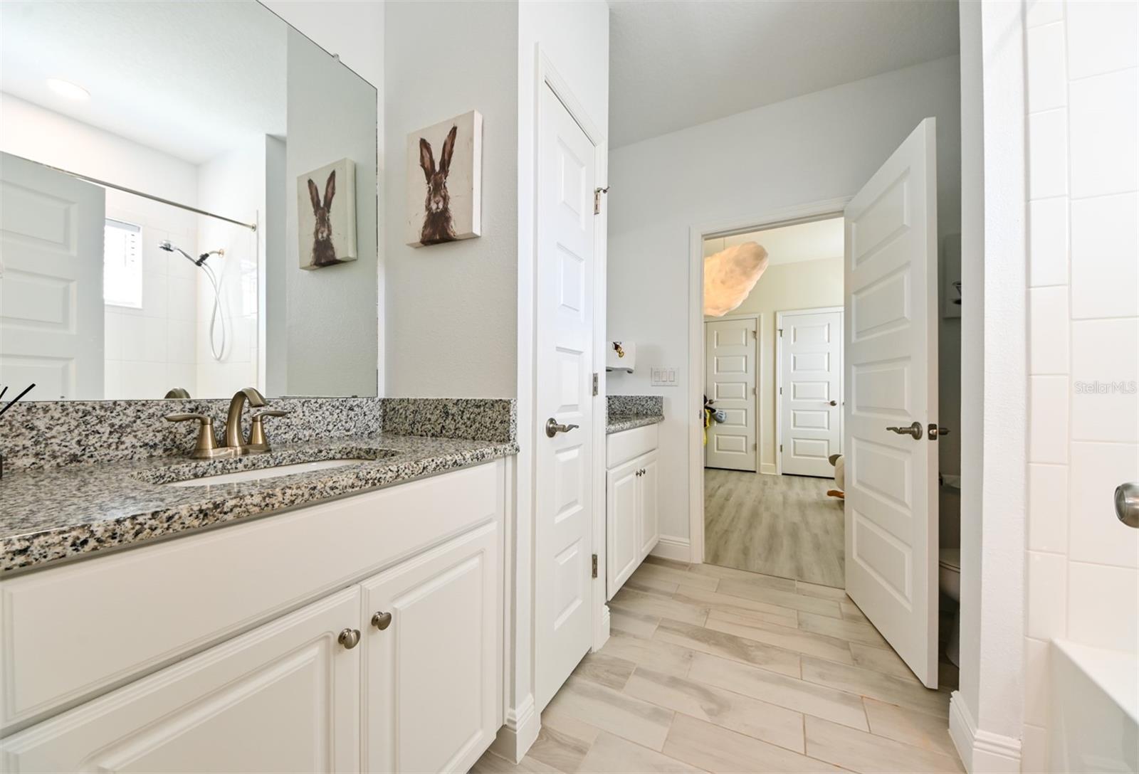 Image 25 of 40 For 21878 Pristine Lake Boulevard